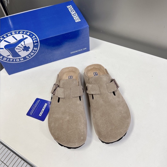 Birkenstock Boston taupe suede mule clogs - Picture 1 of 7